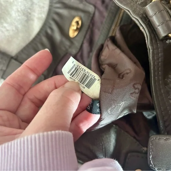 Marc Jacobs Fran Turnlock Shine Leather Tote Bag Olive - Picture 12 of 12